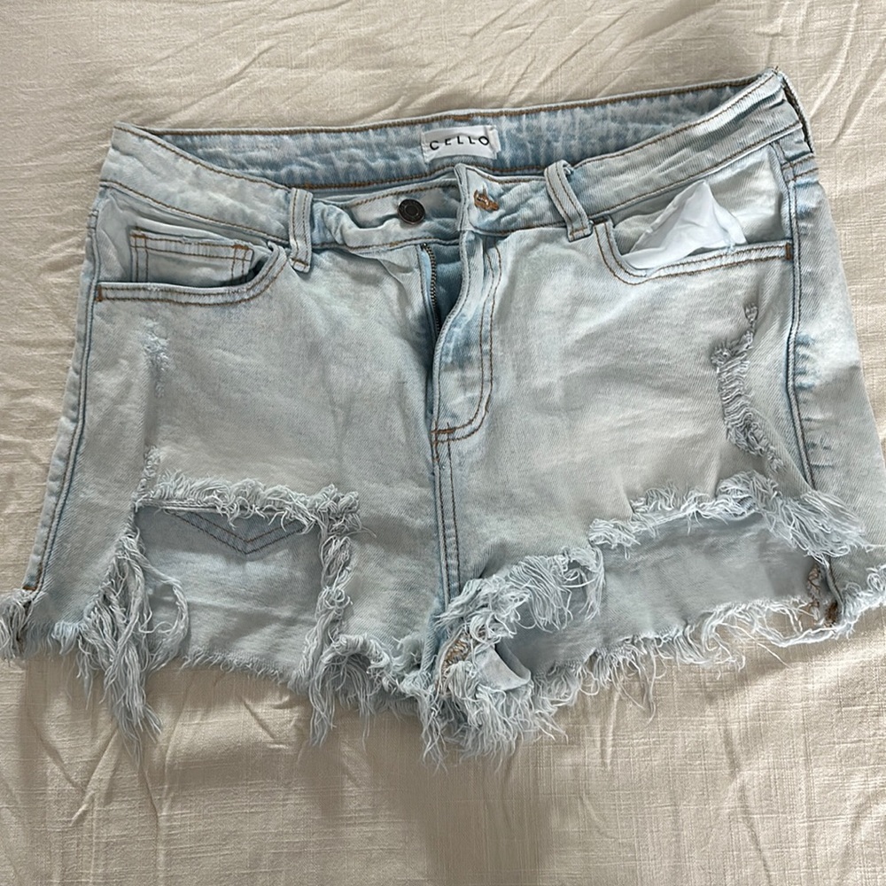 Denim distress shorts